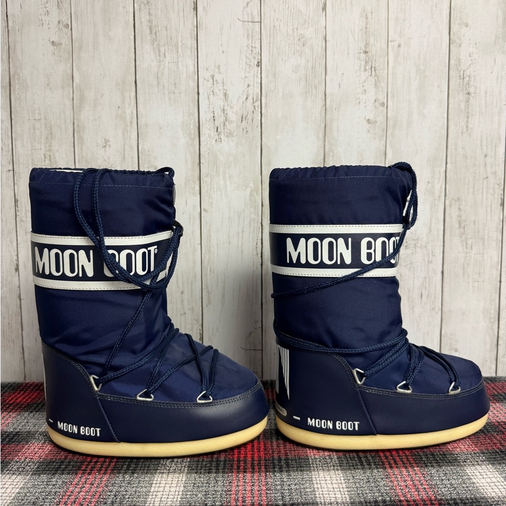 Moon Boots Navy Blue Nylon Boots Size US 12.5/2.5 Used Good Condition - Picture 3 of 13